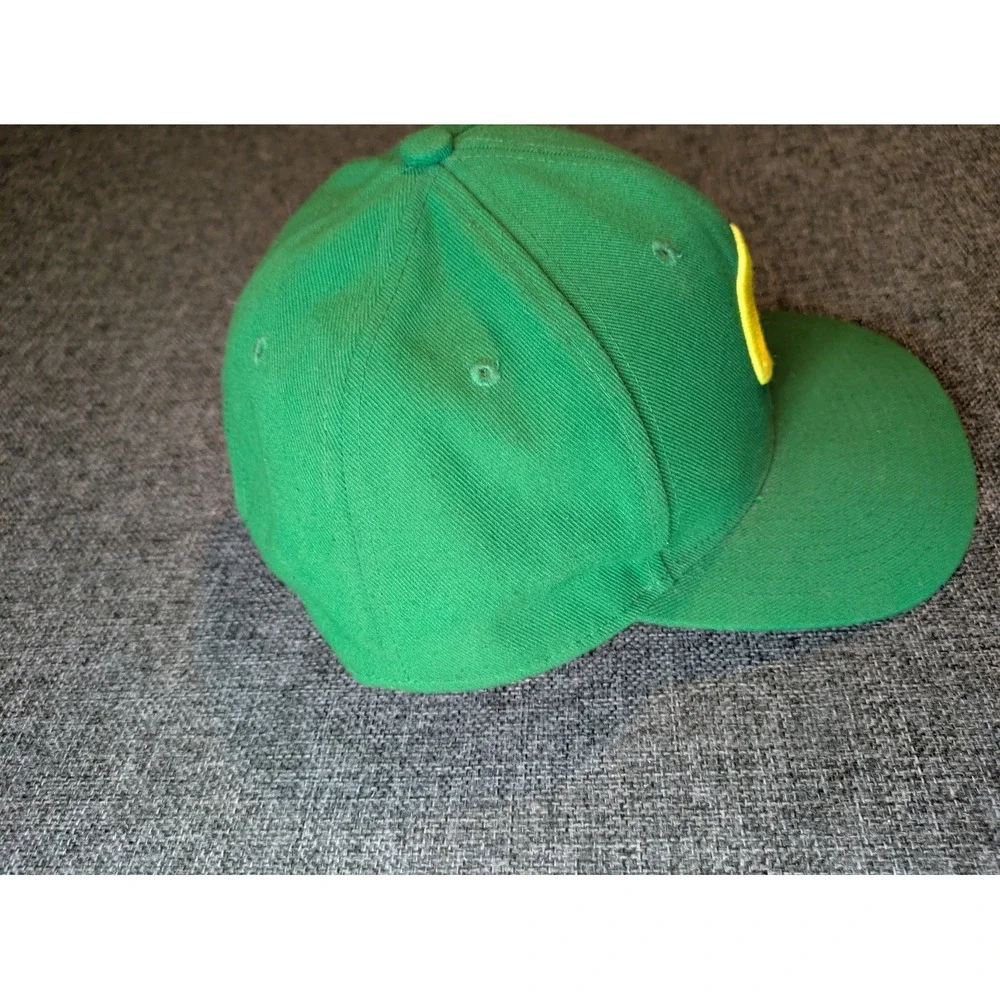 Oregon‎ Ducks Hat Nike Classic Strap Back Mens One Size Green NCAA Sports Cap